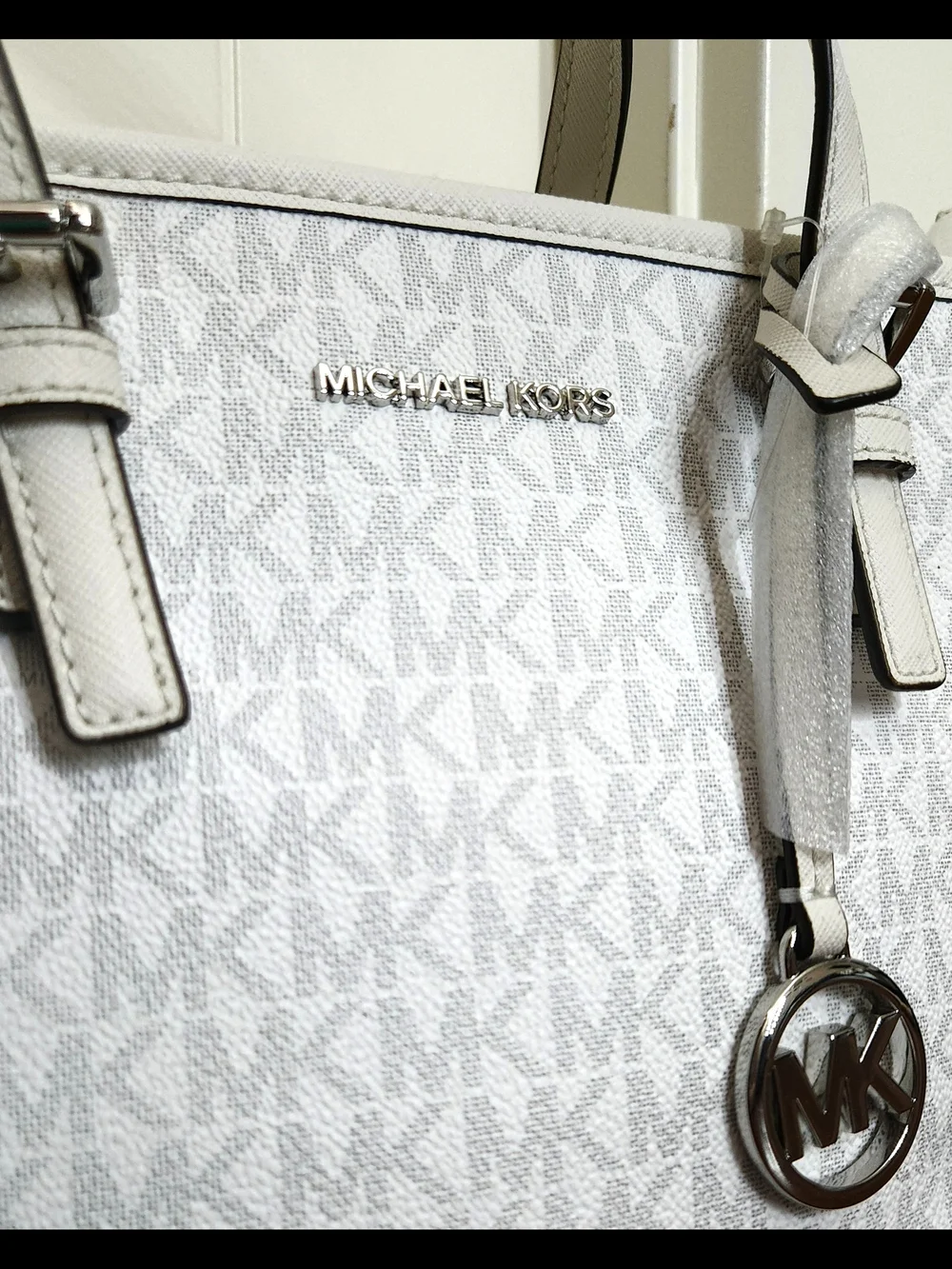 Michael Kors White XS Signature Logo Crossbody Tote Bag - Picture 3 of 7